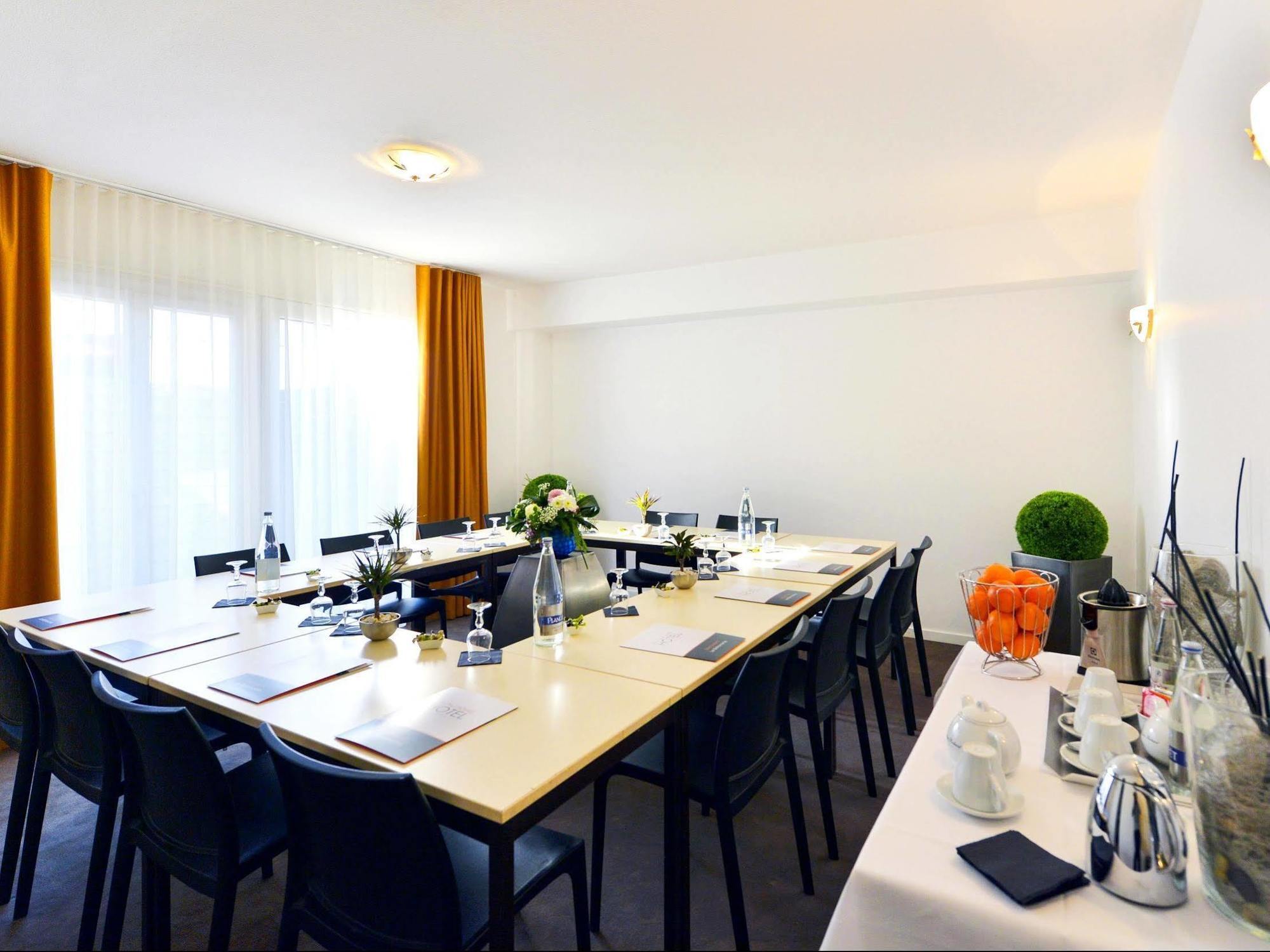 The Originals City, Hotel Le Beaujoire, Нант Экстерьер фото